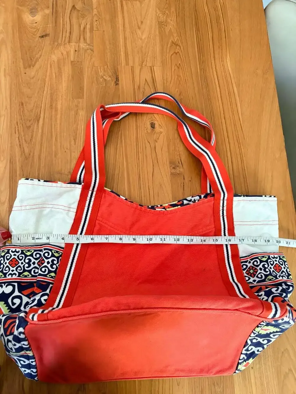 Vera Bradley Sun Valley Pattern Canvas Tote Bag